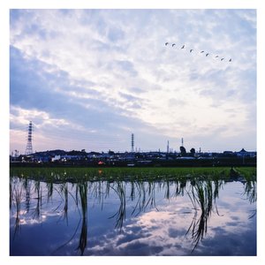 模特中出潮喷视频
